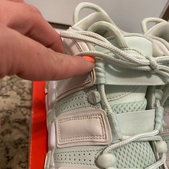 Nike uptown light green and white - Picture 5 of 9